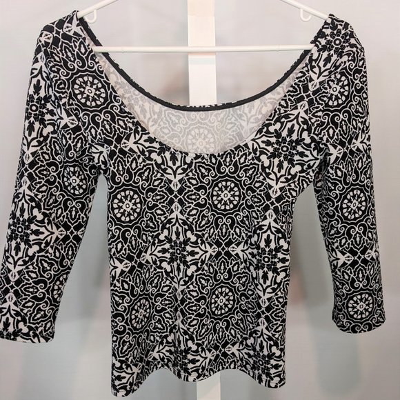 Living Doll Crop Top - Picture 3 of 3